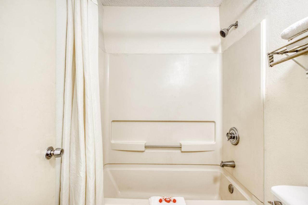 Hotel Walterboro Southwest Esterno foto
